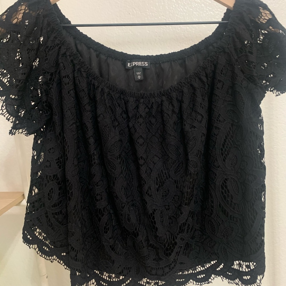 Express Lace top - Picture 3 of 4
